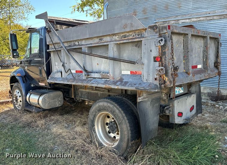 image for item DU3030 2007 International  4400 dump truck