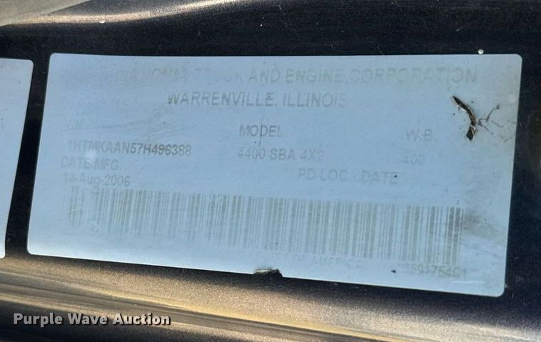 image for item DU3030 2007 International  4400 dump truck