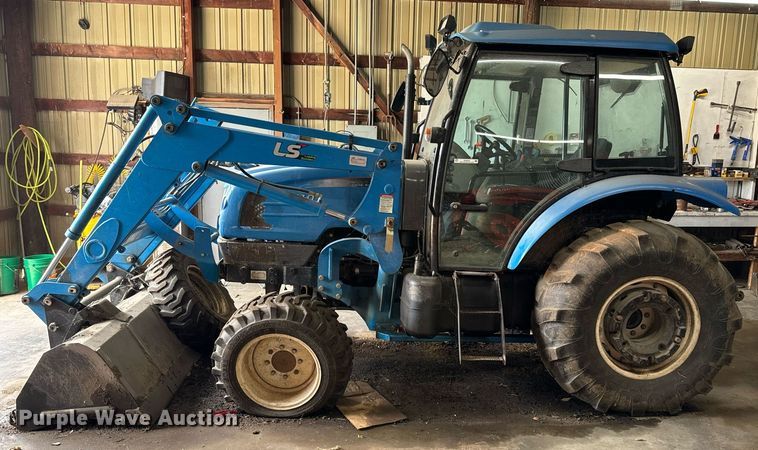 image for item DU9539 2009 LS P7010C MFWD tractor