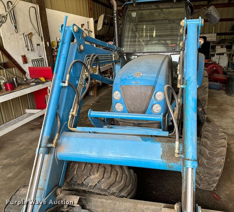 image for item DU9539 2009 LS P7010C MFWD tractor