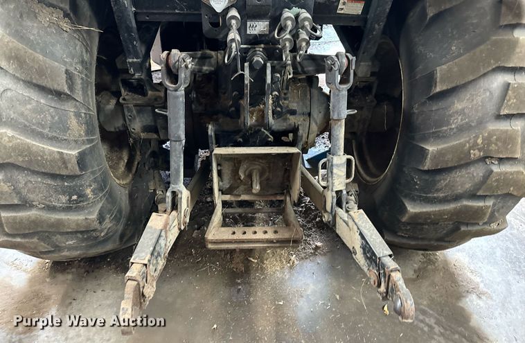 image for item DU9539 2009 LS P7010C MFWD tractor