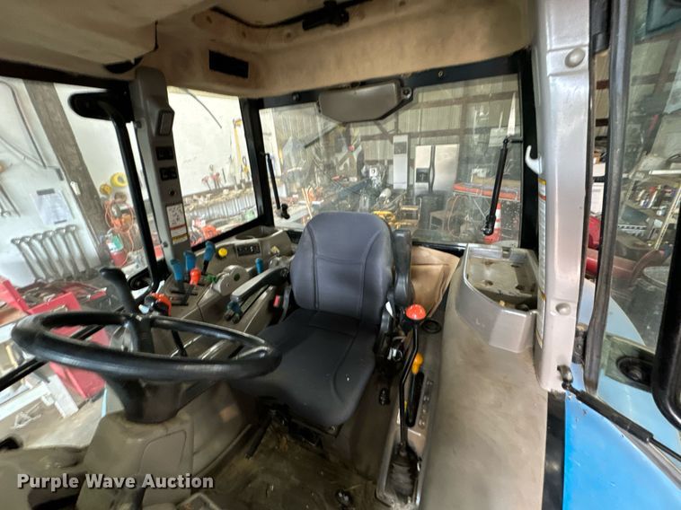 image for item DU9539 2009 LS P7010C MFWD tractor