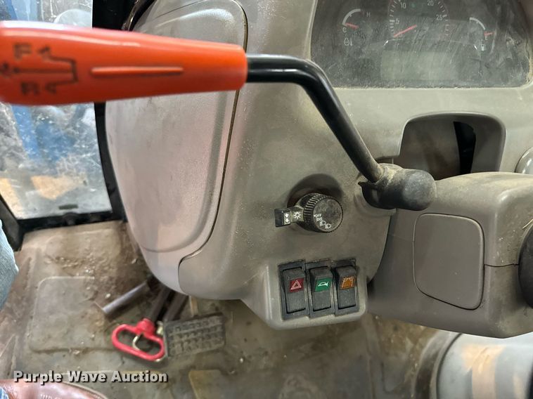 image for item DU9539 2009 LS P7010C MFWD tractor