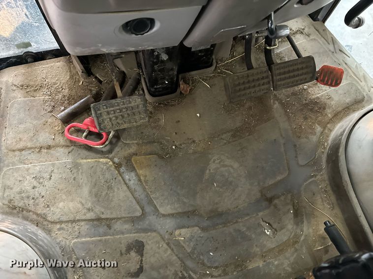 image for item DU9539 2009 LS P7010C MFWD tractor