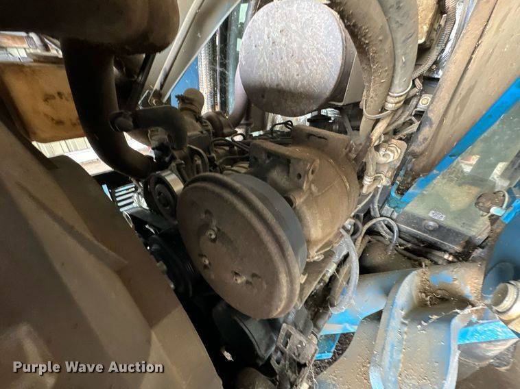 image for item DU9539 2009 LS P7010C MFWD tractor