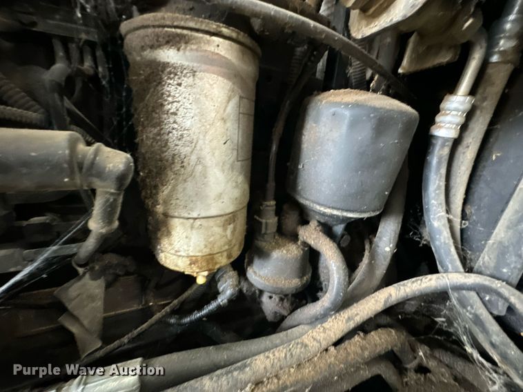 image for item DU9539 2009 LS P7010C MFWD tractor