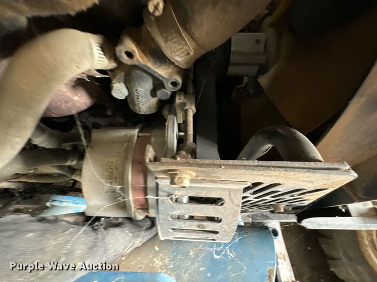 image for item DU9539 2009 LS P7010C MFWD tractor