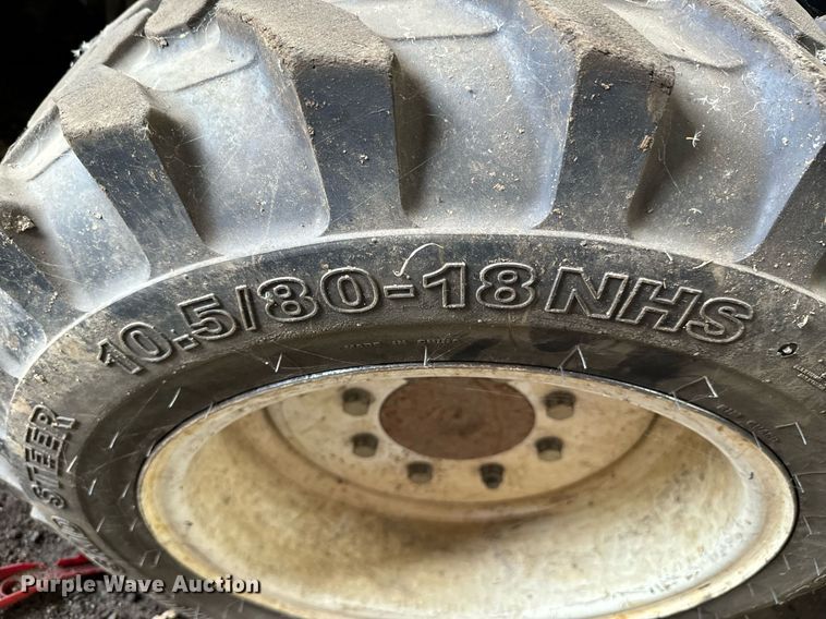 image for item DU9539 2009 LS P7010C MFWD tractor