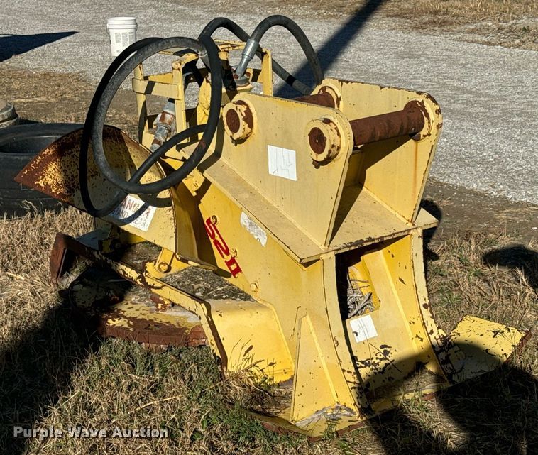 image for item DU9546 2005 Pro Mac 52CMP II mulcher