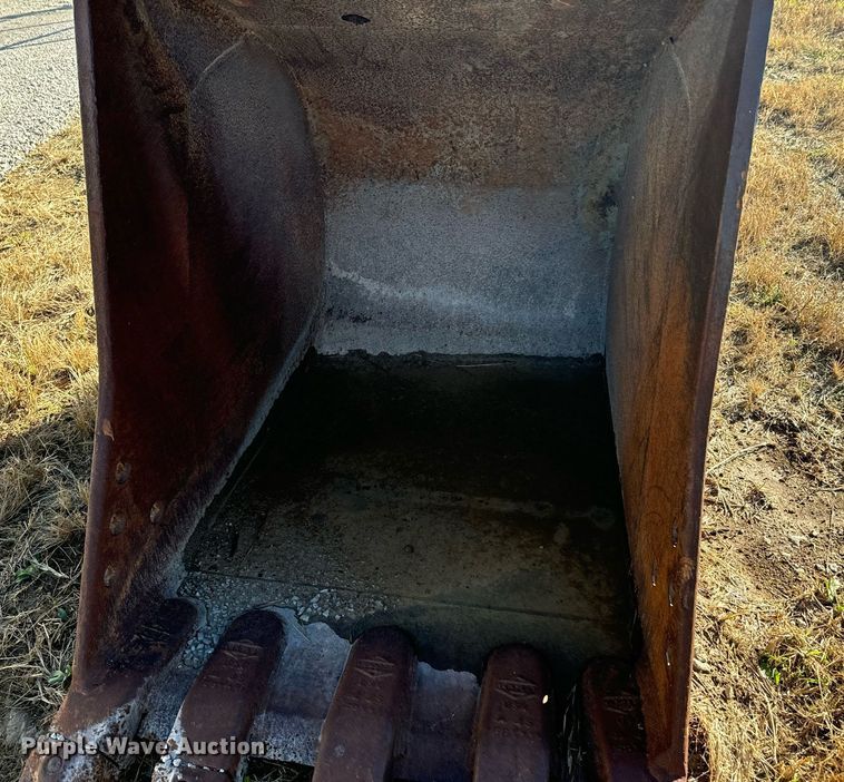 image for item DU9548 CP bucket