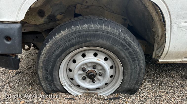 image for item DV2754 1986 Toyota  pickup truck