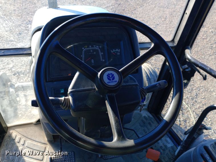 image for item DW0837 New Holland TS90 tractor