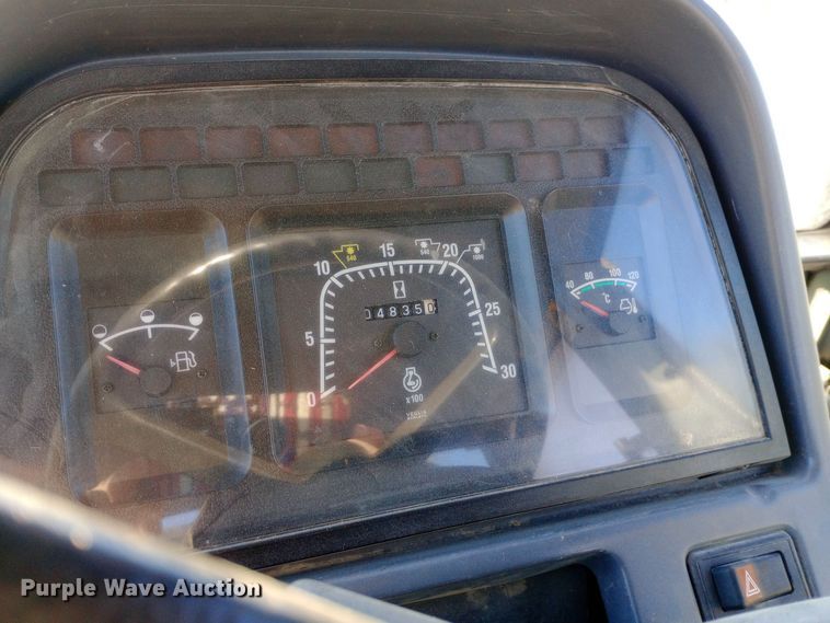 image for item DW0837 New Holland TS90 tractor