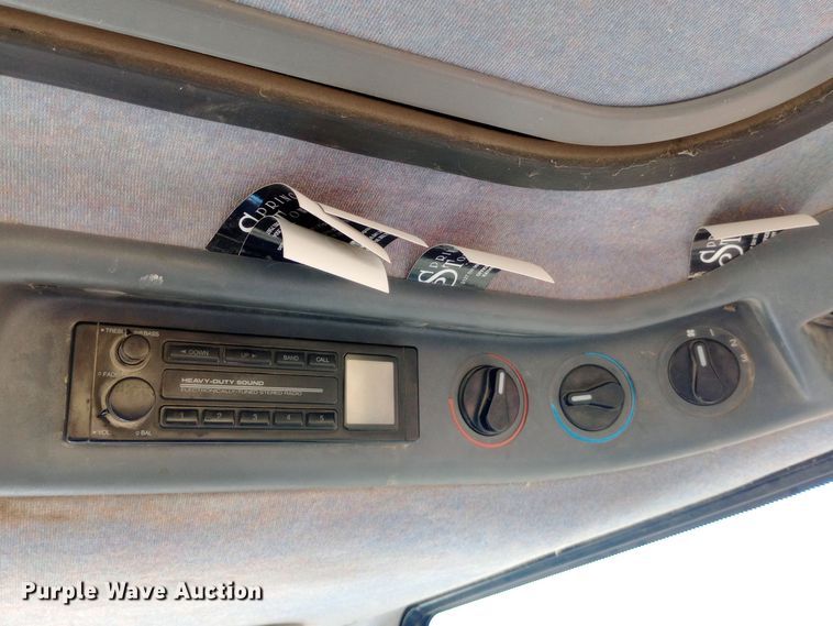 image for item DW0837 New Holland TS90 tractor