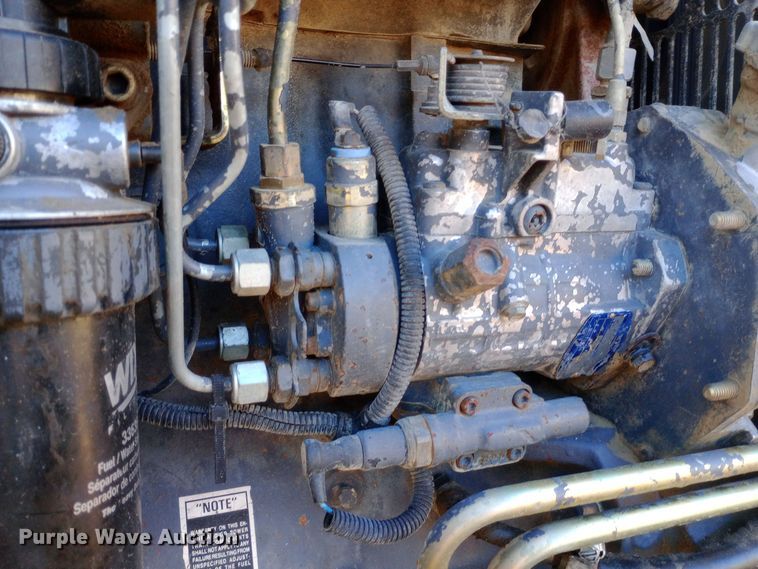 image for item DW0837 New Holland TS90 tractor