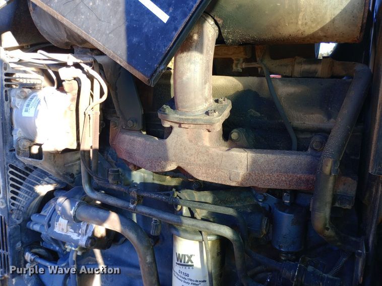 image for item DW0837 New Holland TS90 tractor