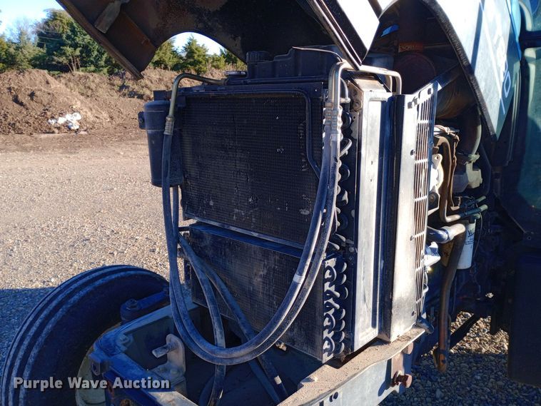 image for item DW0837 New Holland TS90 tractor