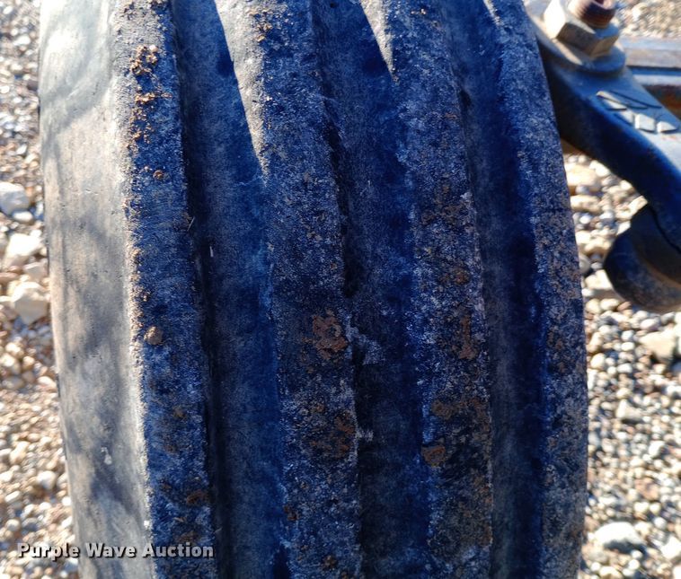 image for item DW0837 New Holland TS90 tractor