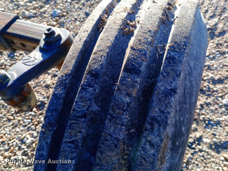 image for item DW0837 New Holland TS90 tractor