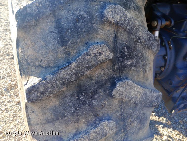 image for item DW0837 New Holland TS90 tractor