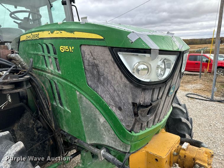 image for item DW2372 2013 John Deere 6115M MFWD tractor