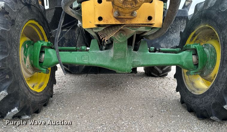 image for item DW2372 2013 John Deere 6115M MFWD tractor