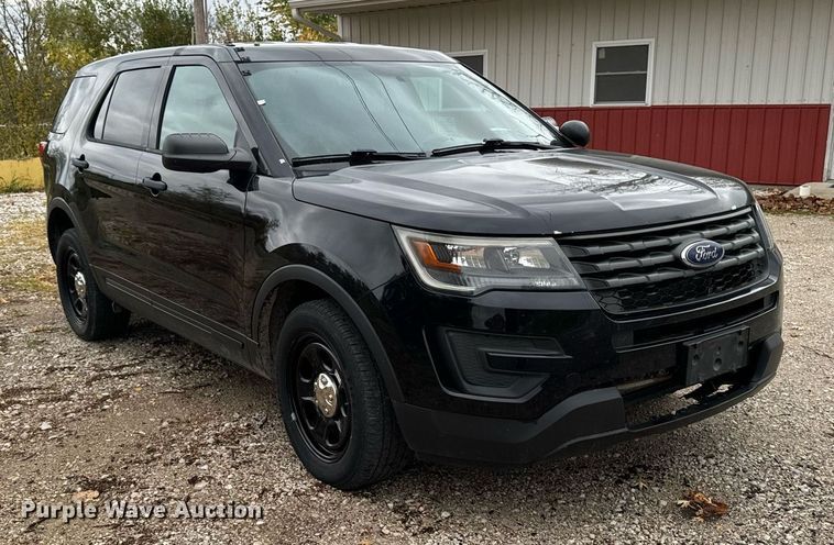 image for item DW2373 2017 Ford Explorer Police Interceptor SUV