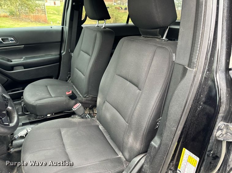 image for item DW2373 2017 Ford Explorer Police Interceptor SUV