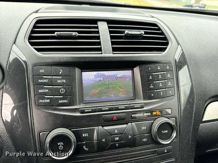 image for item DW2373 2017 Ford Explorer Police Interceptor SUV