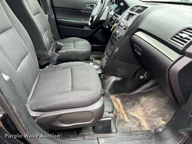 image for item DW2373 2017 Ford Explorer Police Interceptor SUV