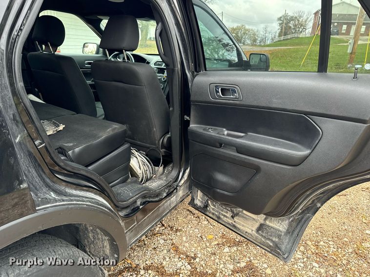 image for item DW2373 2017 Ford Explorer Police Interceptor SUV