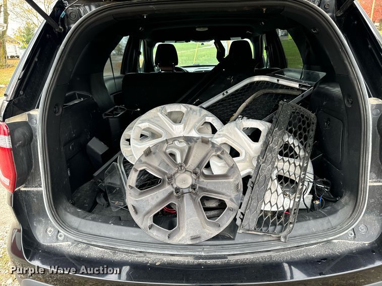 image for item DW2373 2017 Ford Explorer Police Interceptor SUV