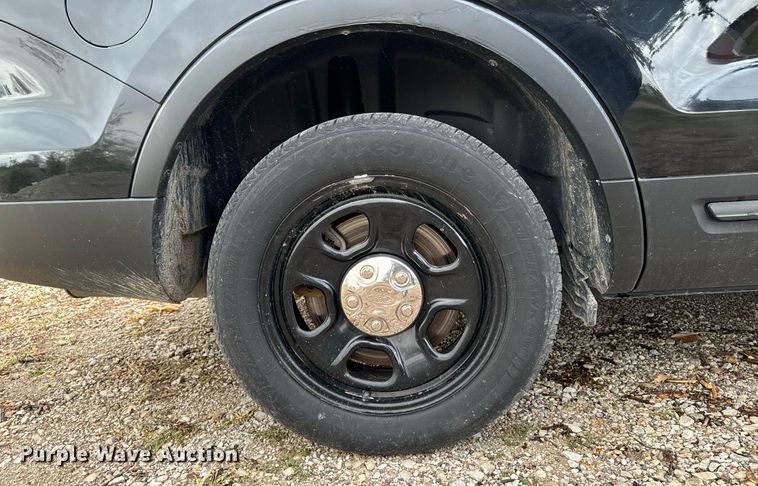 image for item DW2373 2017 Ford Explorer Police Interceptor SUV