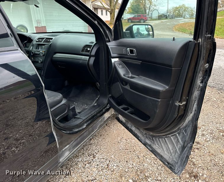 image for item DW2374 2016 Ford Explorer Police Interceptor SUV