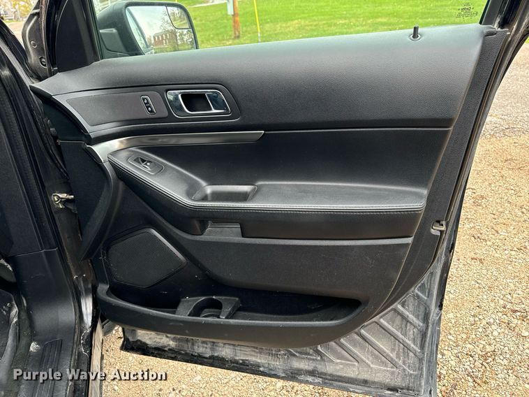 image for item DW2374 2016 Ford Explorer Police Interceptor SUV