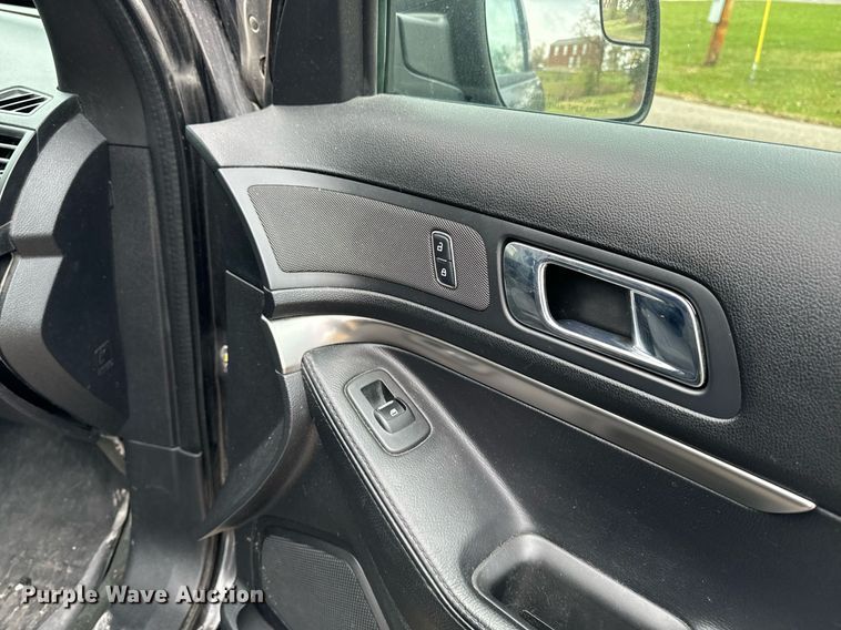 image for item DW2374 2016 Ford Explorer Police Interceptor SUV