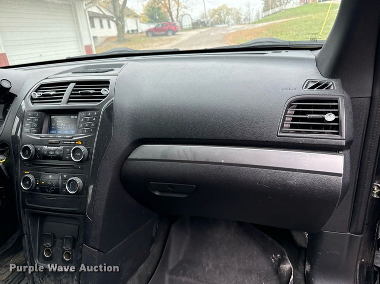 image for item DW2374 2016 Ford Explorer Police Interceptor SUV