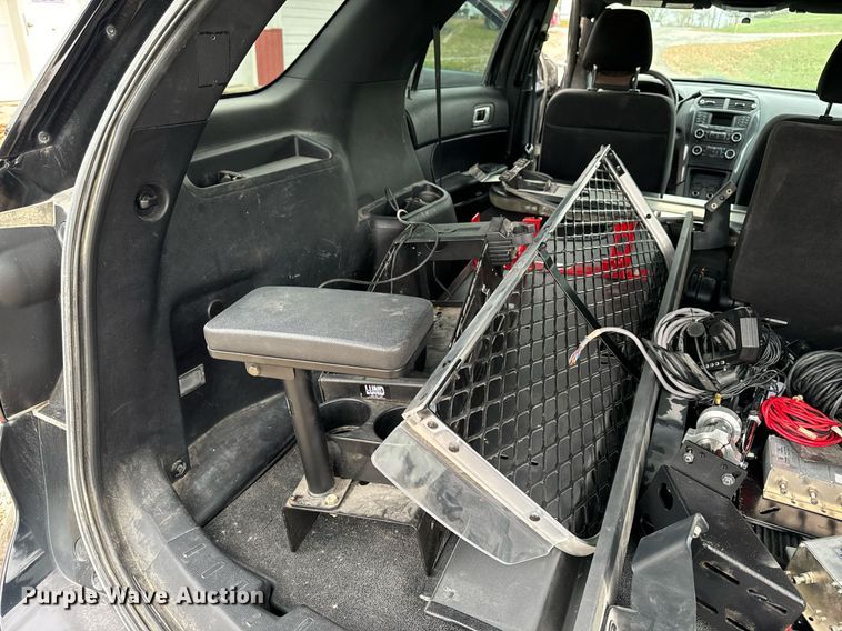 image for item DW2374 2016 Ford Explorer Police Interceptor SUV