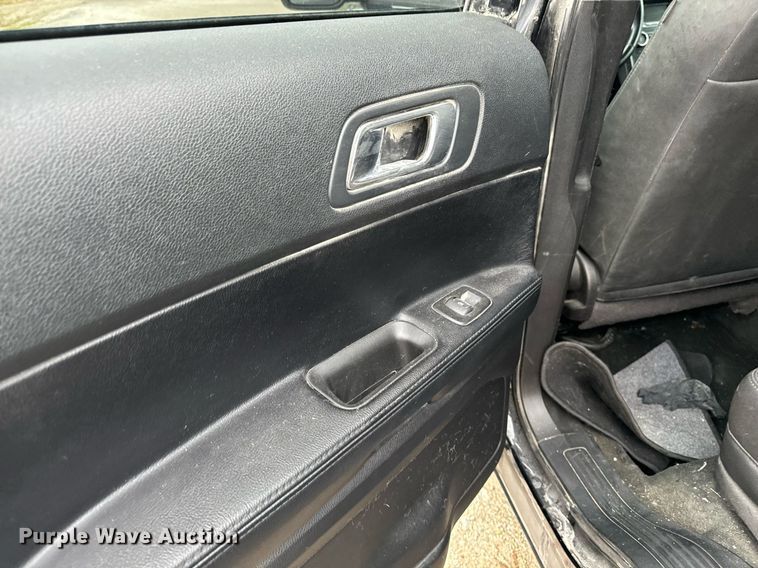 image for item DW2374 2016 Ford Explorer Police Interceptor SUV