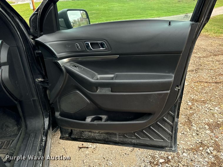 image for item DW2375 2014 Ford Explorer Police Interceptor SUV