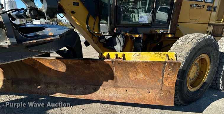 image for item DW2402 2010 John Deere 770G motor grader