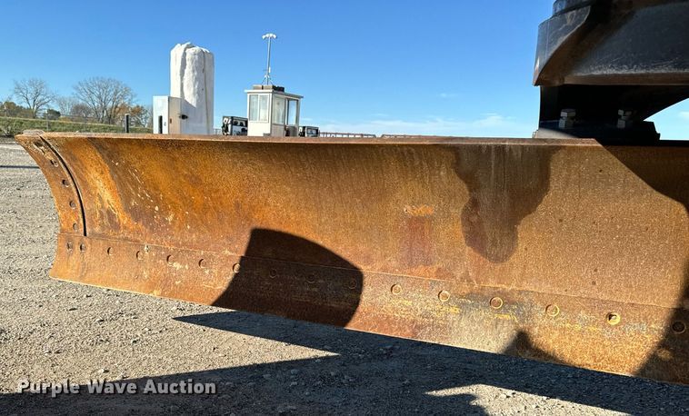 image for item DW2402 2010 John Deere 770G motor grader