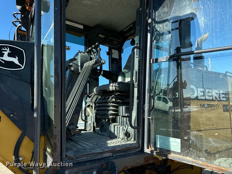 image for item DW2402 2010 John Deere 770G motor grader