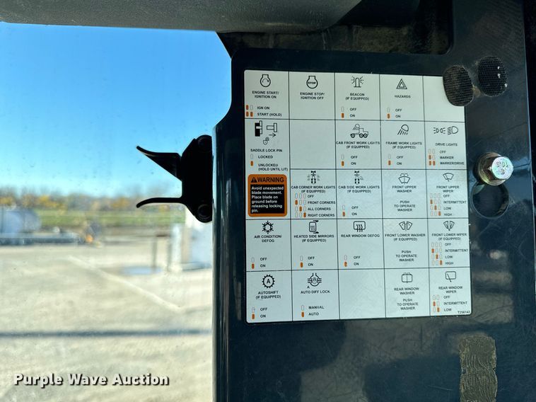 image for item DW2402 2010 John Deere 770G motor grader