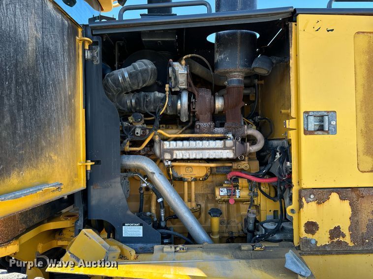 image for item DW2402 2010 John Deere 770G motor grader