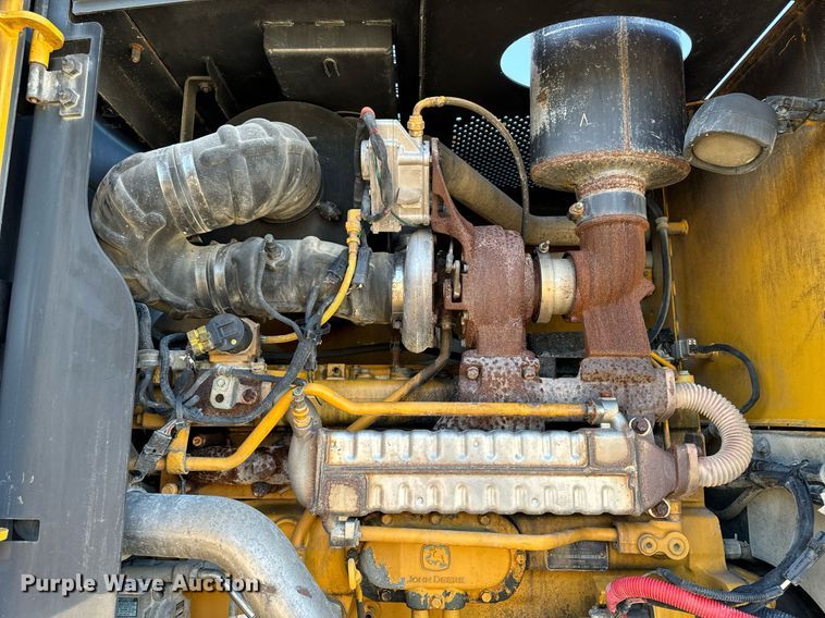image for item DW2402 2010 John Deere 770G motor grader
