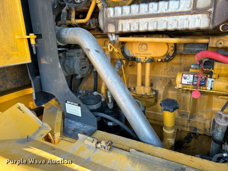 image for item DW2402 2010 John Deere 770G motor grader