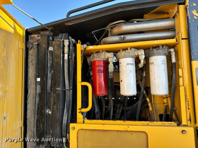 image for item DW2402 2010 John Deere 770G motor grader