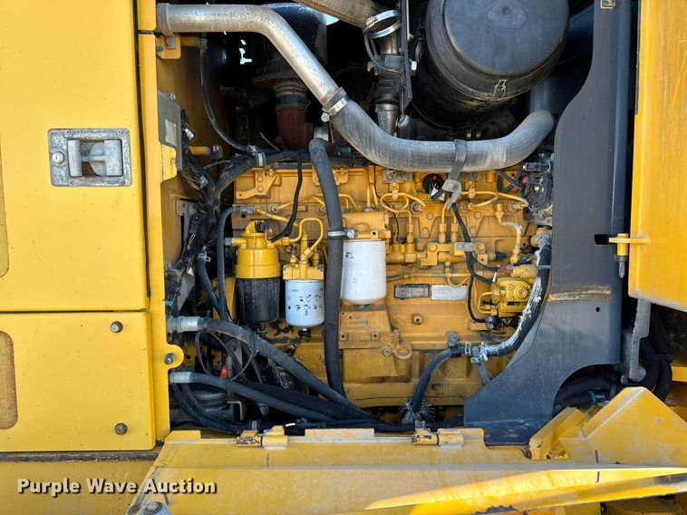 image for item DW2402 2010 John Deere 770G motor grader