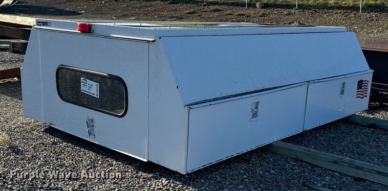 image for item DW2405 Knapheide Knap Kap pickup truck topper